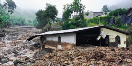 Ecuador amplió emergencia por lluvias de 8 a 12 provincias
