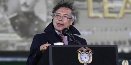 Petro convocó a una manifestación nacional por la soberanía