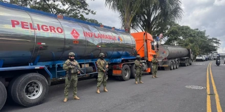 Militares detectan presunto traslado irregular de 20.000 galones de crudo en Pastaza