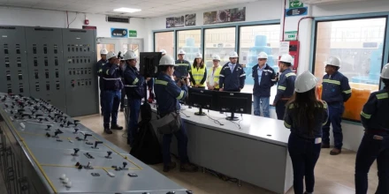 Gobierno supervisa proyectos energéticos en Quito para fortalecer la generación eléctrica