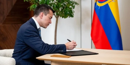 Noboa veta parcialmente la reforma a la Ley de Uso de Suelo 