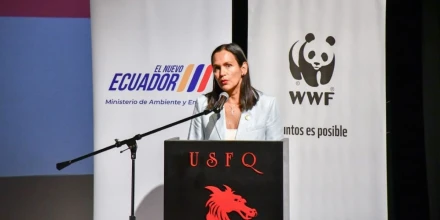 Gobierno presenta plan para reducir residuos plásticos en Ecuador hasta 2040