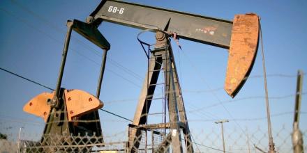 El petróleo WTI, referente de Ecuador, subió a $ 61,69 el barril