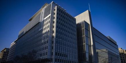 Banco Mundial recortó previsión de crecimiento para Ecuador en 2026