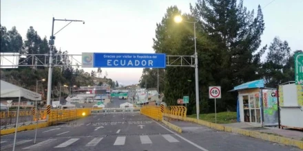 Comerciantes anuncian paro y posible bloqueo del puente de Rumichaca por crisis entre Ecuador y Colombia