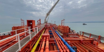 Petróleo WTI cae a USD 80,31 tras acuerdo entre Estados Unidos e Irán