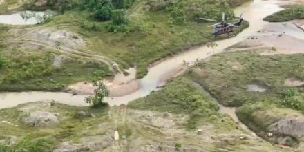 Ejército ecuatoriano realiza operación contra minería ilegal en Orellana