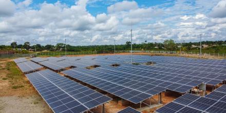 Perú tiene 17 centrales solares que generan 1.671 gigavatios de energía eléctrica