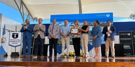 Unidad educativa en Manta operará con energía 100 % solar 