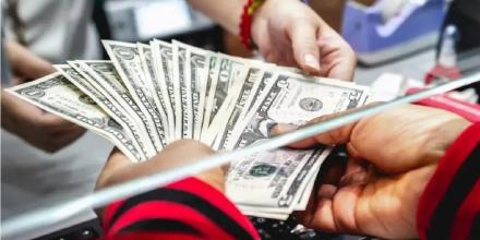 Ecuador lidera el crecimiento de remesas en Sudamérica