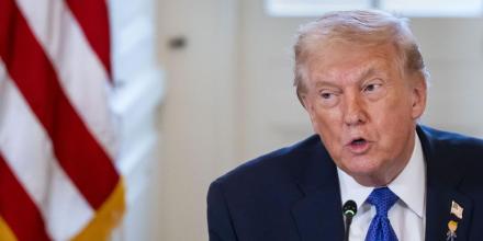 Trump canceló diálogo con Irán y dice a los manifestantes que la ayuda está en camino