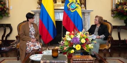 Ecuador activa mecanismos comunitarios por controversias comerciales con Colombia