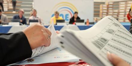 61,83 % rechazó en el referéndum instalar una Asamblea Constituyente