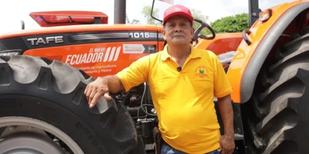Productores del Guayas reciben maquinaria e insumos por USD 792.500