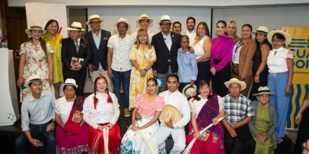 Gobierno lanza rutas turísticas basadas en el tejido de paja toquilla