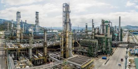 Refinería de Esmeraldas bajo presión tras nuevos incidentes