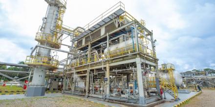 Presupuesto 2025 prevé recursos por concesiones petroleras, pero hay dudas