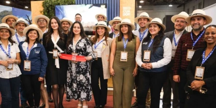 Ecuador participa en feria turística en Brasil y agenda reuniones con operadores 