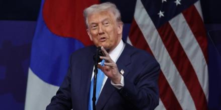 Trump dice que China le ha prometido empezar a comprar energía estadounidense