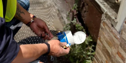 Unión Europea financia instalación de casi 20.000 micromedidores de agua Ecuador