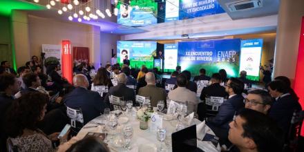 Exportaciones mineras incluyen a Loma Larga pese a suspensión