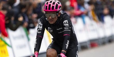 Carapaz, Gaviria y Herrada entre los 94 corredores sin contrato para 2026