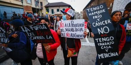 La contramarcha a Noboa reunió a cientos de personas en Quito