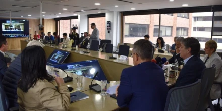 Empresarios de Ecuador y Colombia alertan sobre impacto económico por escalada arancelaria