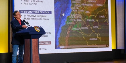 Petro apunta a Ecuador tras el sangriento atentado en el Cauca