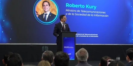 Ecuador impulsa estrategia para incorporar inteligencia artificial en el sector público