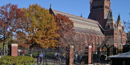 Harvard se incorpora a la agenda económica de Ecuador para diseñar política de competitividad