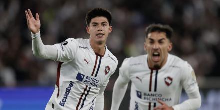 Liga goleó a Palmeiras y acaricia la final de la Libertadores