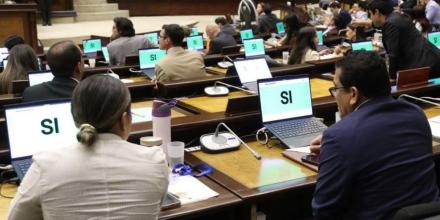 La Asamblea descartó declarar a la salud en emergencia