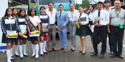 Santa Clara impulsa la educación rural con transporte escolar gratuito