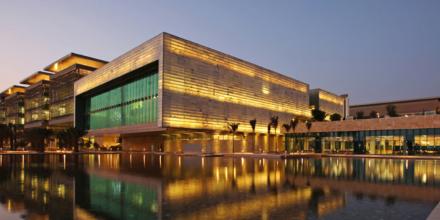 Irán ataca una de las mayores refinerías del mundo