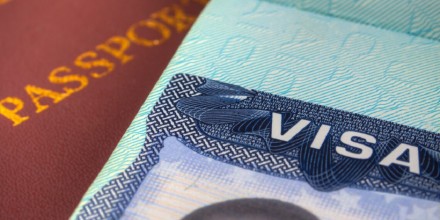¿Cómo obtener una visa de talento en Estados Unidos si eres profesional en Ecuador?