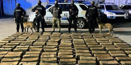 La Policía halló 254 kilos de cocaína en cajas de cartón con destino a España