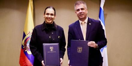Ecuador firmó convenio con Israel para la modernización de sector energético