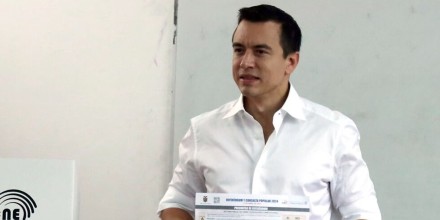 Noboa lidera la intención de voto, según Comunicaliza