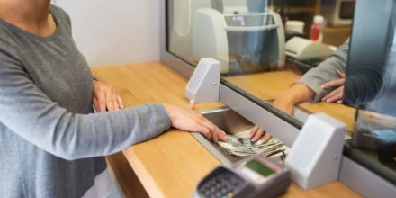 Utilidades de la banca privada en Ecuador crecieron 30 % y superaron los USD 544 millones