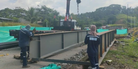 Orellana: Cuatro puentes en la vía Coca–Dayuma avanzan en construcción 