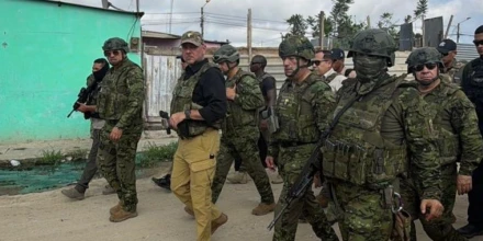 Gobierno despliega más de 1.300 uniformados en Puerto Bolívar 