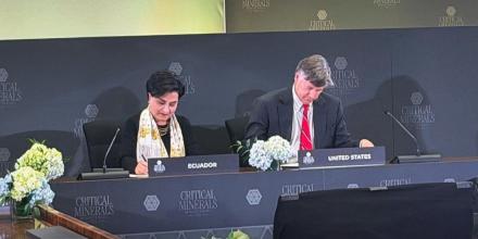 Ecuador concreta acuerdo sobre tierras raras con EE.UU.