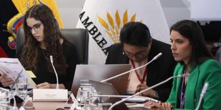 El proyecto minero Loma Larga fue analizado en la Asamblea