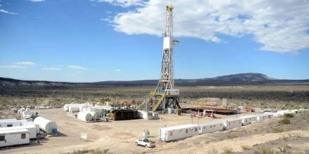 Chevron y otros productores impulsan proyecto de líquidos de gas en Argentina