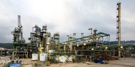 Refinería de Esmeraldas prevé recuperar producción total de combustibles en junio