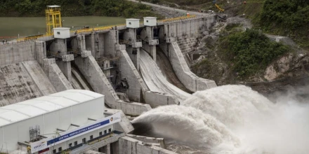 Expertos alertan riesgos para Coca Codo Sinclair por cambios en el río Coca