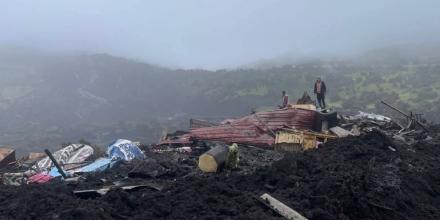 La Amazonía ecuatoriana sufre deslaves, socavones e inundaciones