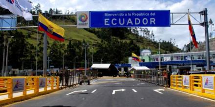 Ecuador mantendrá abierto solo un paso fronterizo con Colombia y Perú por seguridad