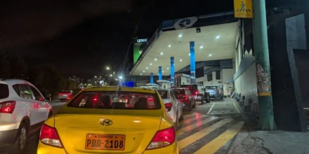Gobierno limita la venta de combustibles por problemas de abastecimiento